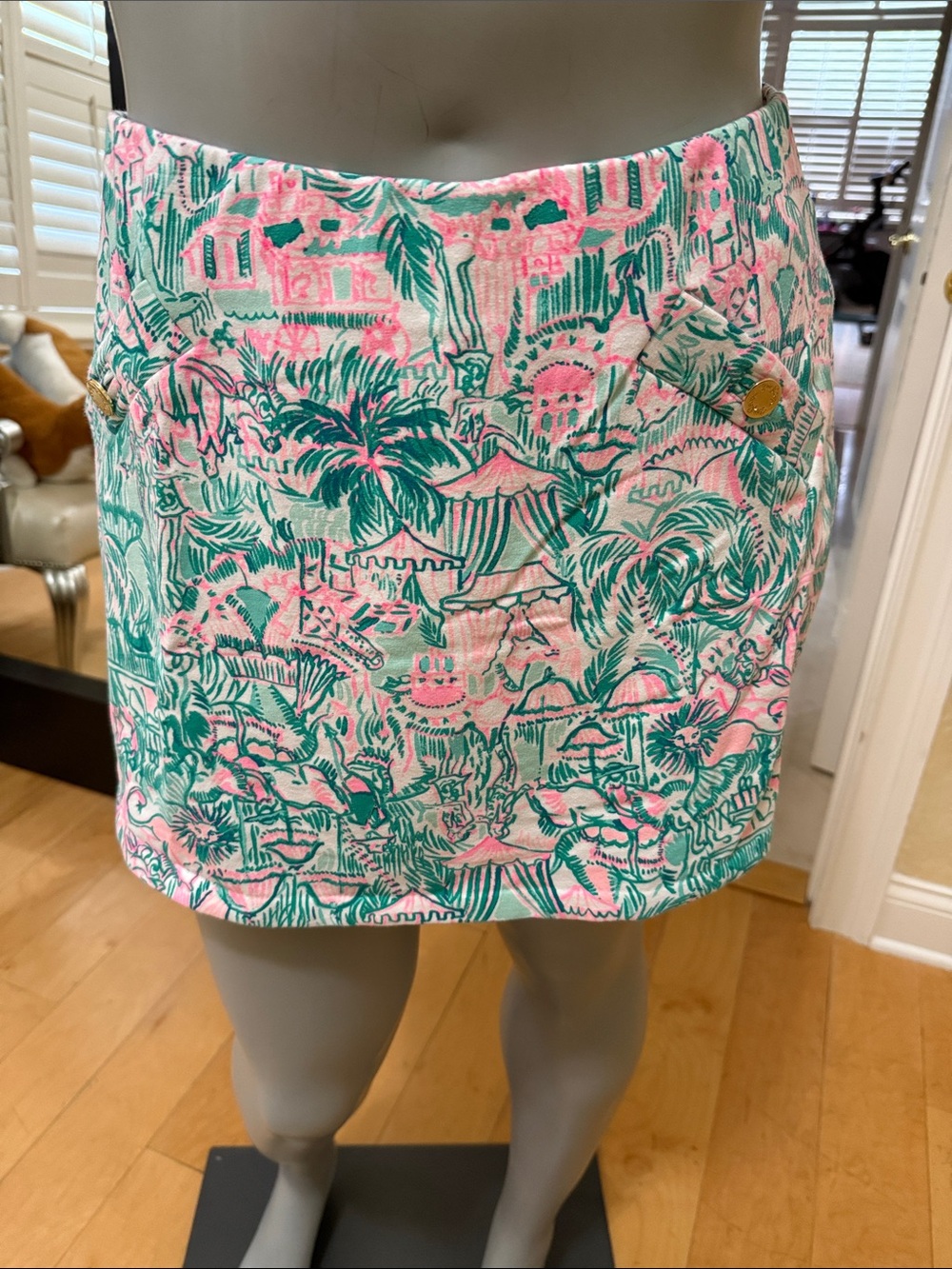 Lilly Pulitzer Skort. Size L in EUC